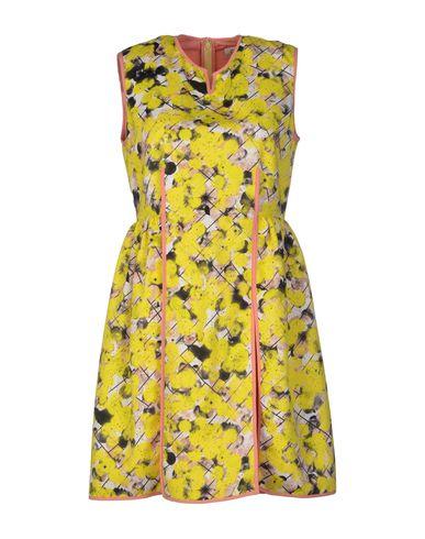 короткое платье  - Желтый цвет