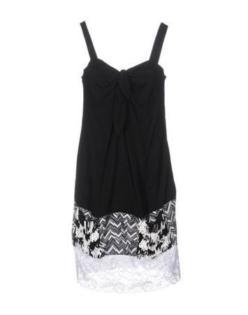 Платье ICONS WHO*S WHO