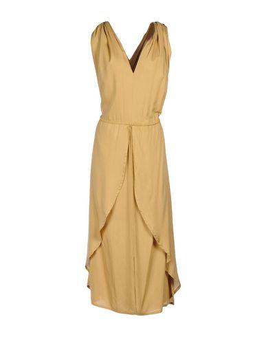 Платье  -  цвет