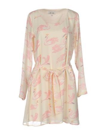 Платье DRY LAKE.