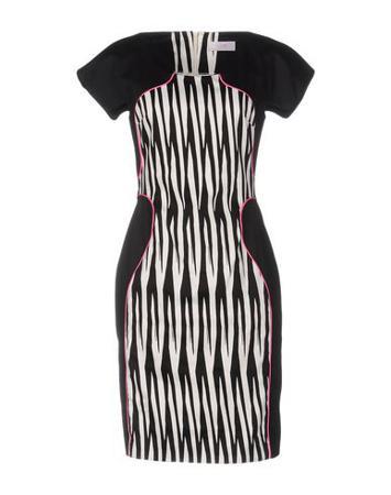 Платье CLIPS MORE