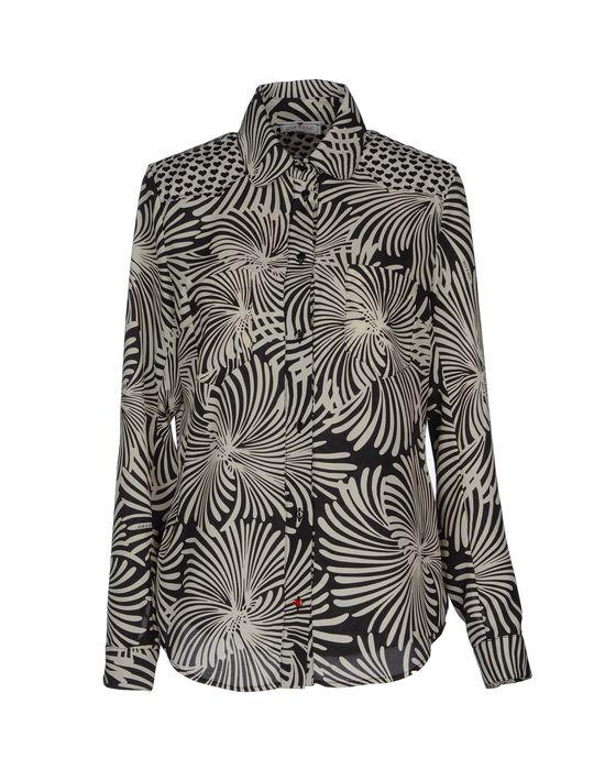 Рубашка ...LOVE IS LOVE!...