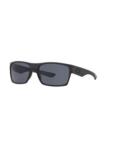 Солнцезащитные очки OAKLEY