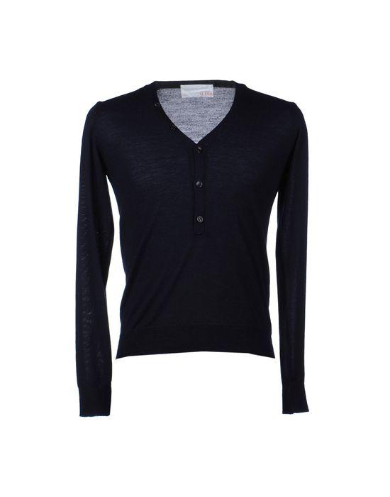 Свитер  -  цвет