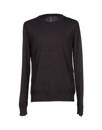 Свитер +39 MASQ