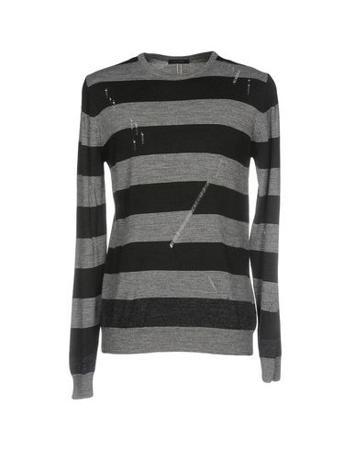 Свитер +39 MASQ