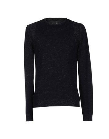 Свитер +39 MASQ