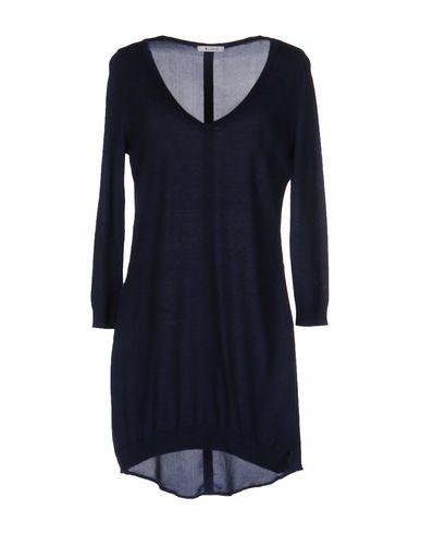 Свитер  -  цвет