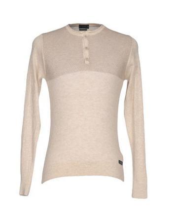 Свитер SSEINSE