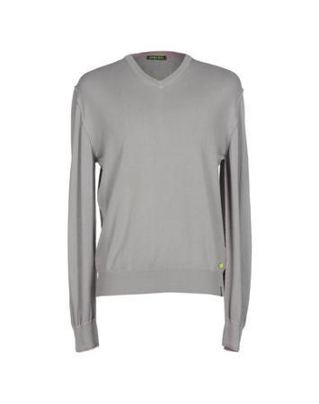 Свитер SHOCKLY