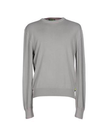 Свитер SHOCKLY