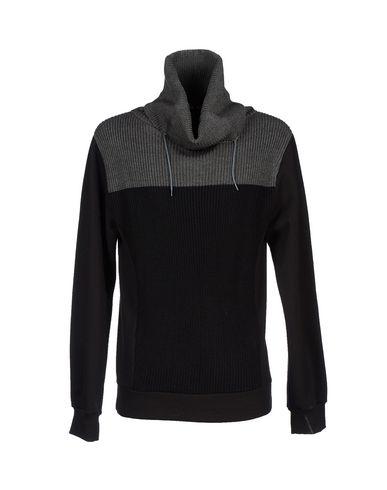 Толстовка DIKTAT