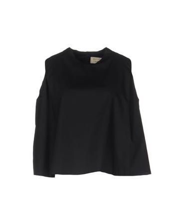 Топ MAISON KITSUNÉ