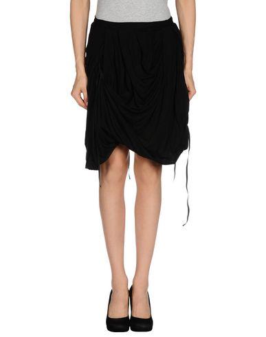 Юбка до колена  -  цвет