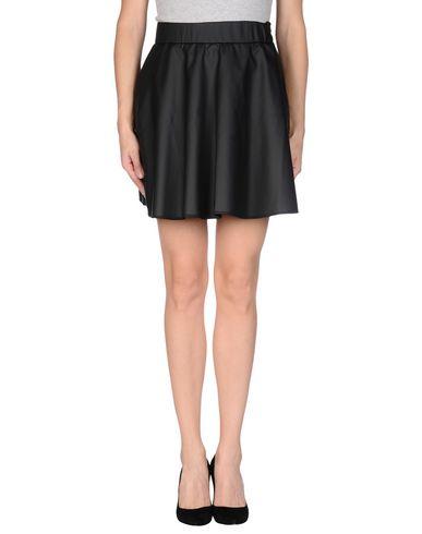 Юбка до колена  -  цвет