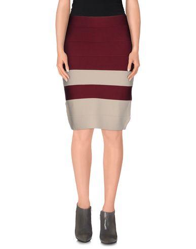 Юбка до колена  -  цвет