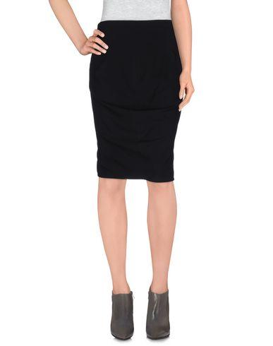 Юбка до колена  -  цвет