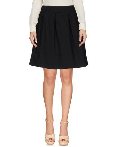 Юбка до колена  -  цвет